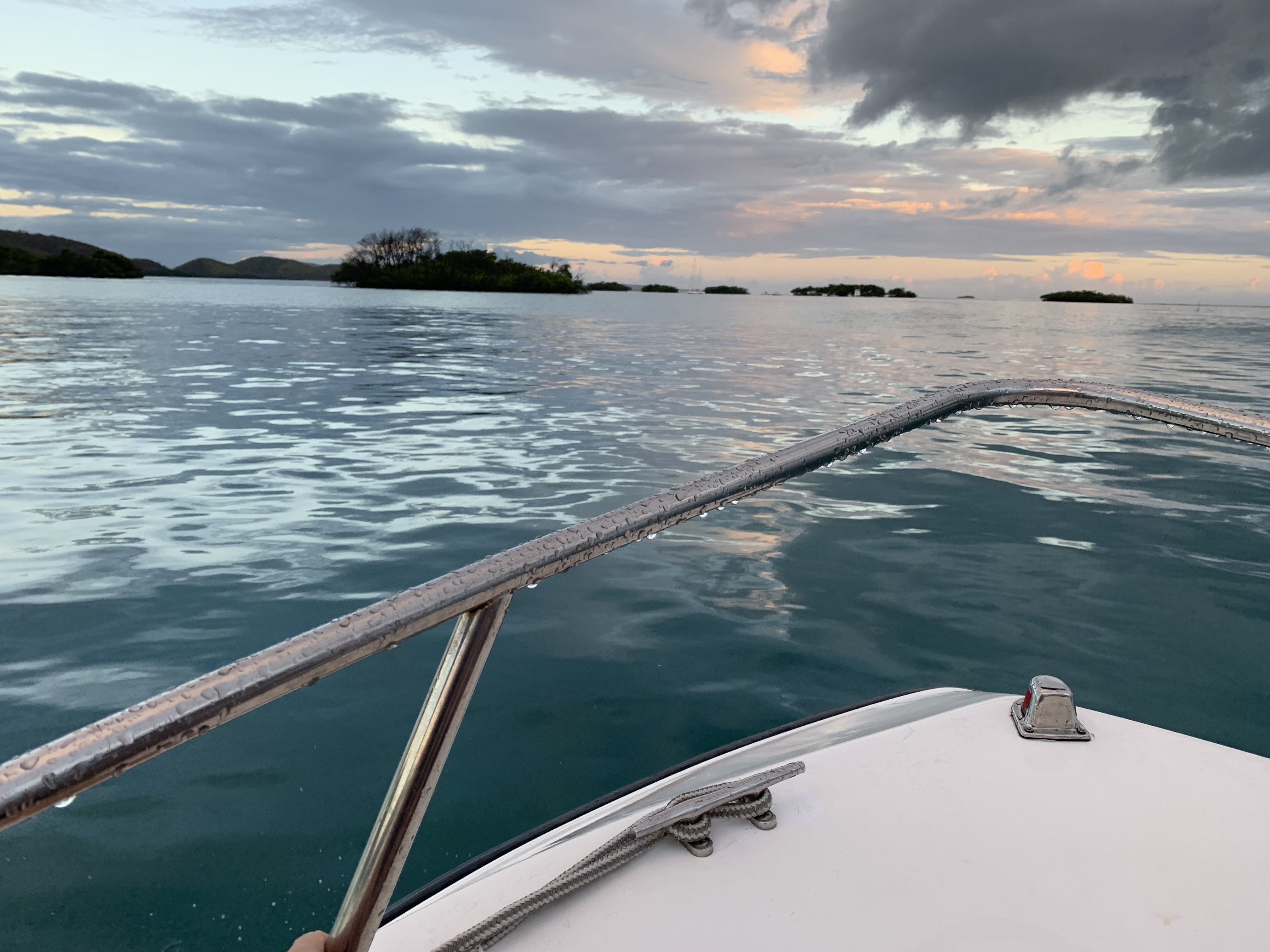 Boat ride on the way to the Bio Bay